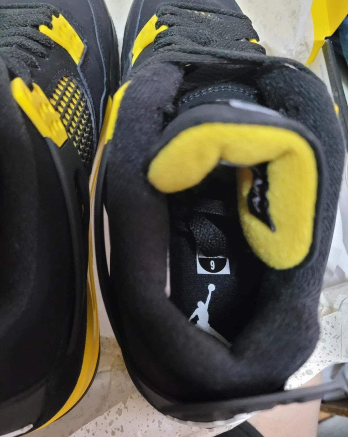 Air Jordan 4 Retro LS 'Thunder' – Black/Yellow (DH6927-017)