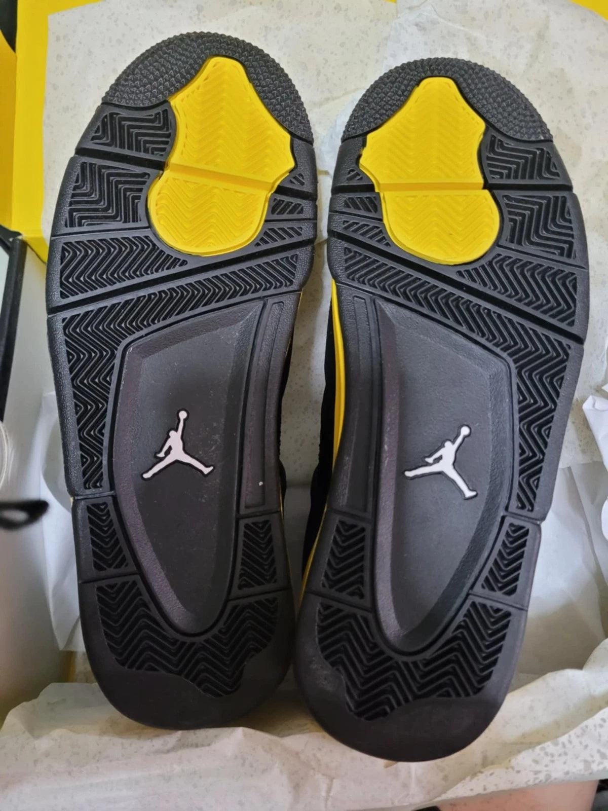 Air Jordan 4 Retro LS 'Thunder' – Black/Yellow (DH6927-017)